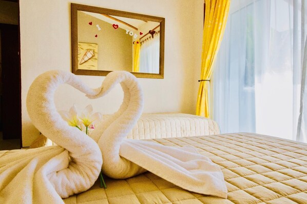 4 bedrooms, in-room safe, free WiFi, bed sheets