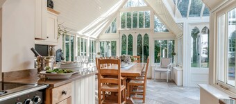 Perry Farm by Bloom Stays -  beautiful country farmhouse in quiet location sleeps 14