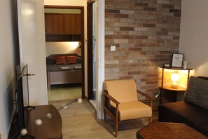 1 bedroom, iron/ironing board, WiFi