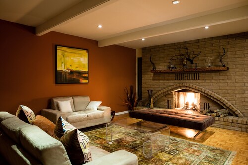 1-acre Private Backyard with Large Pool