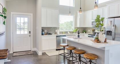 Haven House - Beautiful Getaway Home near Guadalupe River State Park