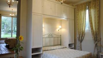 2 bedrooms, free internet