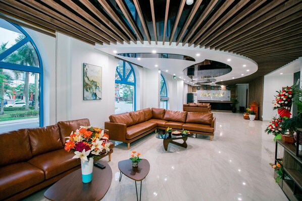 Lobby - Hallo Hotel (Ha Long)