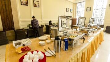 Free daily full breakfast
