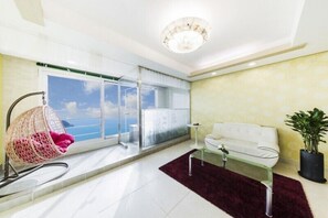 Romantische studio (H - 1F / Green) | 1 slaapkamer, individueel gedecoreerd, individueel gemeubileerd