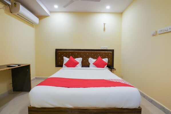 Habitación doble estándar | 1 habitación y ropa de cama 
