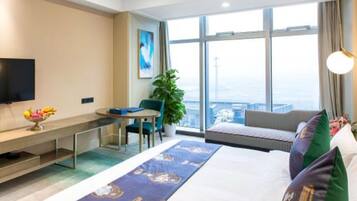 Kamar Double Deluks, Bebas Asap Rokok | Seprai premium, tirai kedap cahaya, Wi-Fi gratis, dan seprai linen