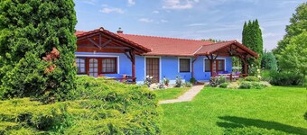 Cosy holiday flat for 3 people