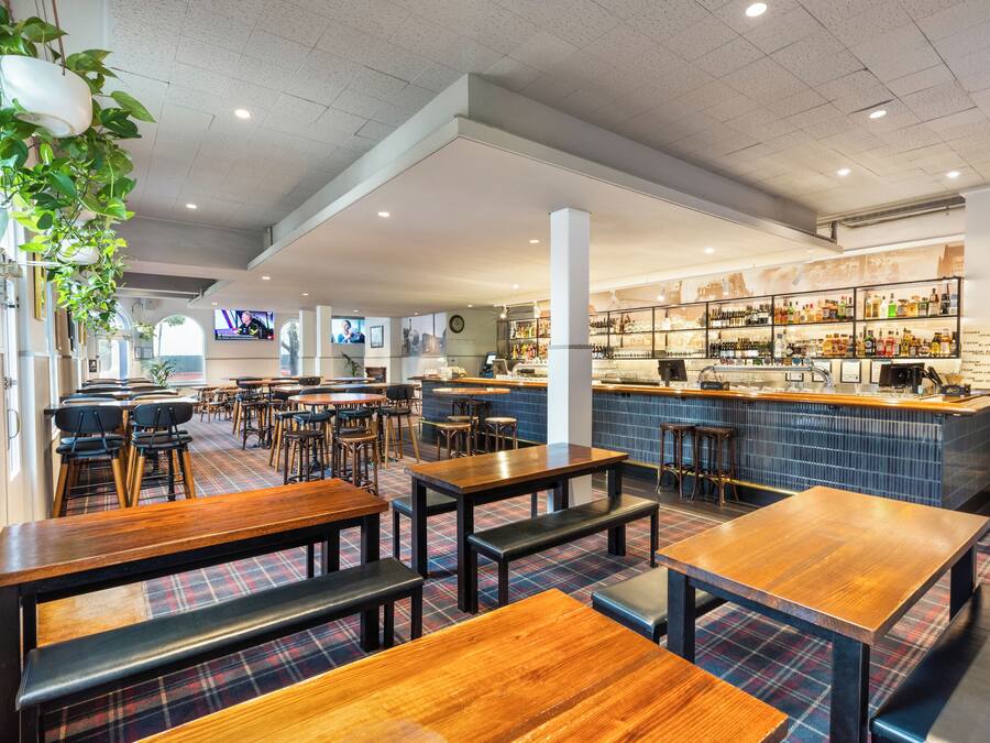 Bar (en la propiedad)