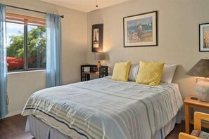 3 Schlafzimmer, Schreibtisch, Bügeleisen/B ügelbrett, kostenloses WLAN