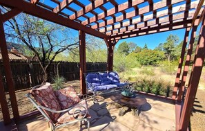 Terrace/patio - Charming Home Surrounded by Forest! Little Spirit (Sedona)