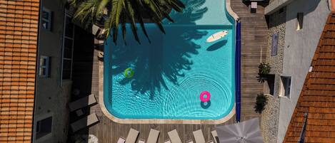 Seasonal outdoor pool