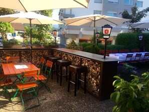 Outdoor dining - Hotel Landgasthof Löwen Sulz (Sulz)