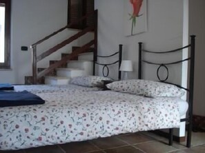 2 Schlafzimmer, Bügeleisen/Bügelbrett, WLAN