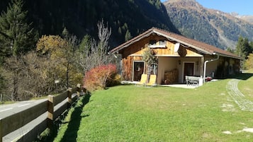 Esterni