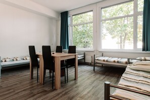 1 Schlafzimmer, kostenloses WLAN, Bettwäsche