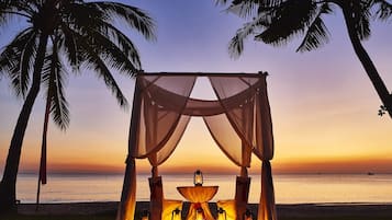 Sun loungers, beach towels