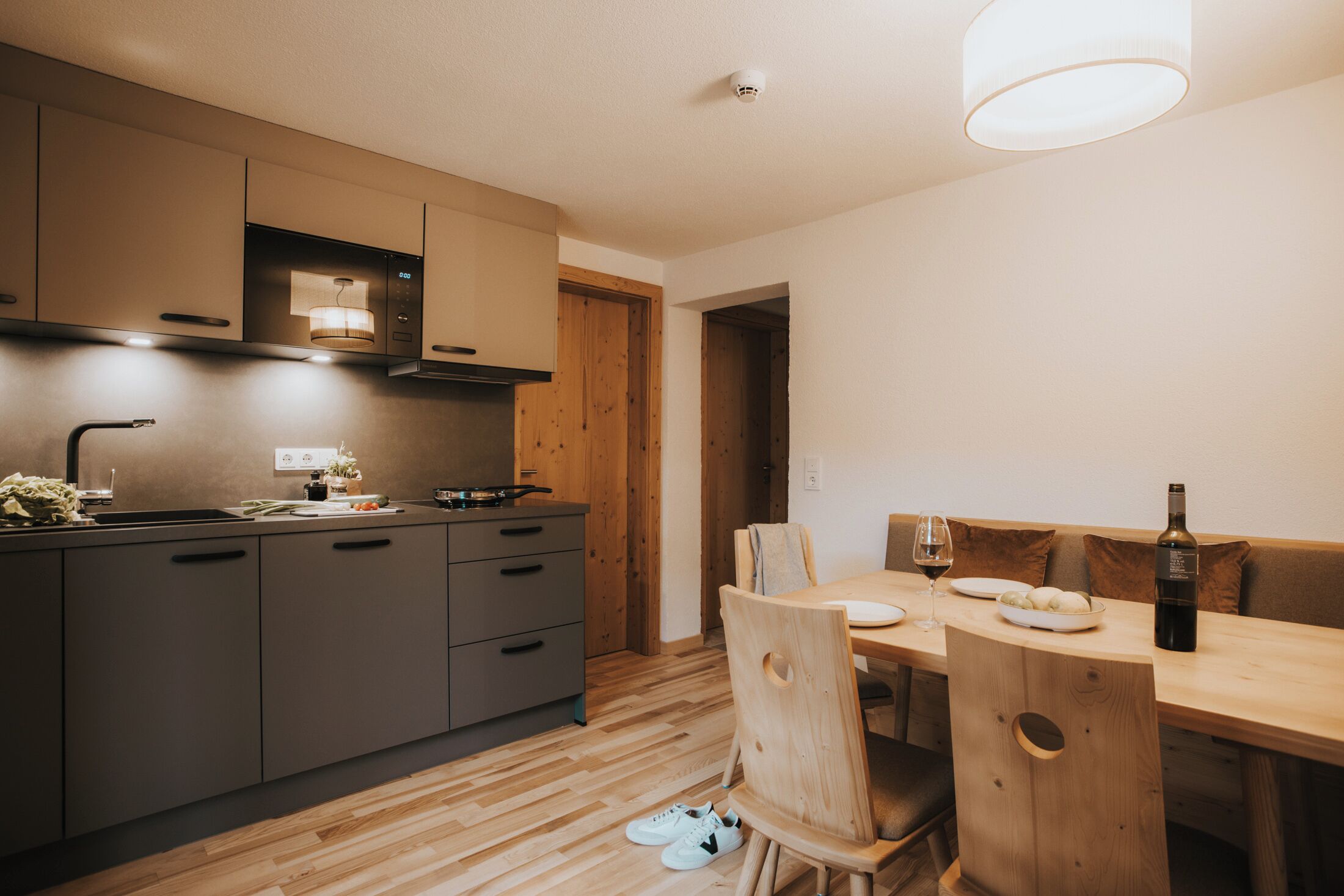 Deluxe Apartment | Living area