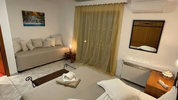 Vila Mewah, 4 kamar tidur, kolam renang pribadi | Seprai katun Mesir, seprai premium, brankas, dan tirai kedap cahaya