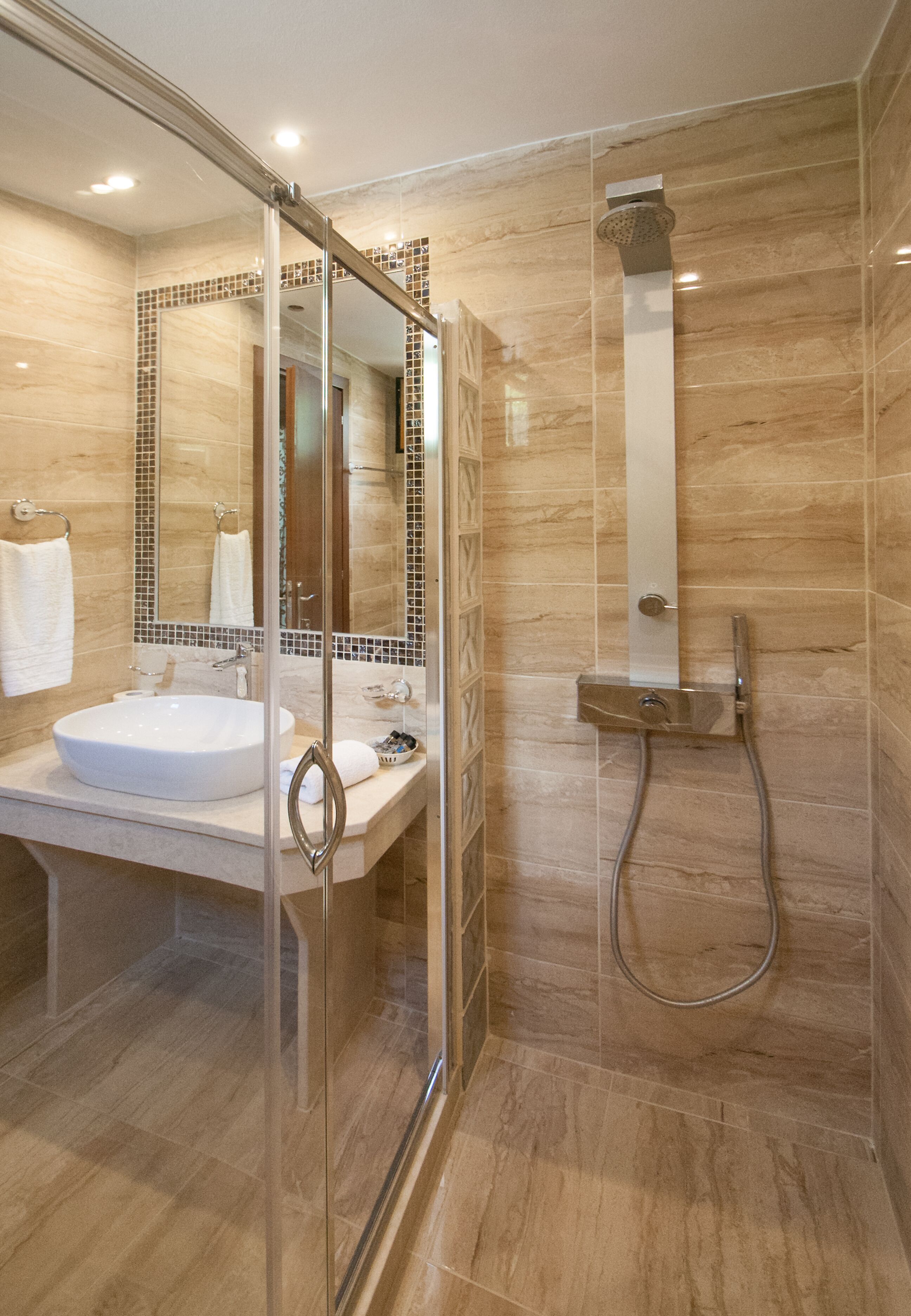 Luxury Villa, 4 Bedrooms, Private Pool | Bathroom | Shower, rainfall showerhead, hair dryer, bathrobes