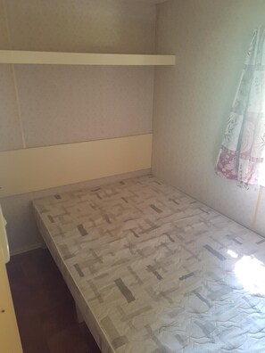 Mobile Unterkunft | 1 Schlafzimmer, individuell eingerichtet