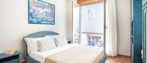 3 habitaciones, tabla de planchar con plancha y wifi gratis