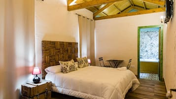 Suite Deluxe, bain Ă remous | Wi-Fi gratuit, draps fournis