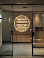 Couples treatment rooms, sauna, steam room, body treatments