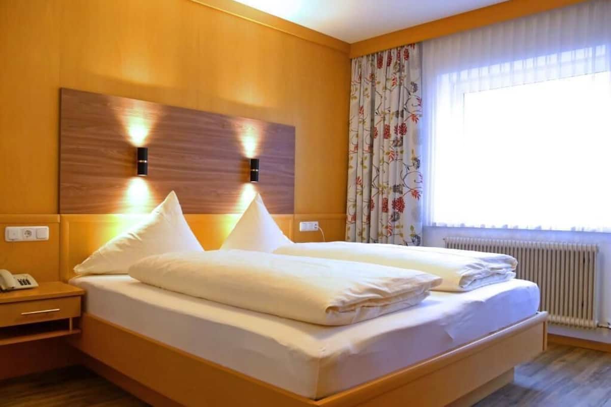 Desk, free cots/infant beds, rollaway beds, free WiFi