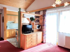 Apartment, 1 Bedroom | Living area