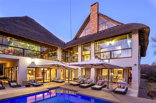 Vaal River YOLO Spaces – Vaal River Bush Lodge