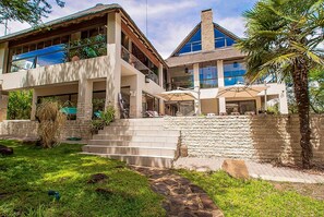 Exterior - Vaal River YOLO Spaces – Vaal River Bush Lodge (Metsimaholo)