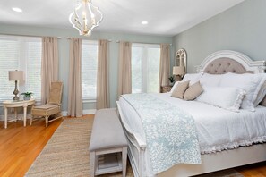 4 bedrooms, iron/ironing board, free WiFi, bed sheets