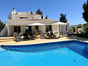 Alberca al aire libre