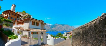 Residence La Madrugada holiday apartments in Malcesine