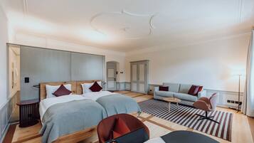 Deluxe-Doppel- oder -Zweibettzimmer, Nichtraucher, zum Innenhof hin