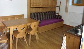 Apartment, 2 Bedrooms | In-room dining - Sportpension Penhab (Saalbach-Hinterglemm)