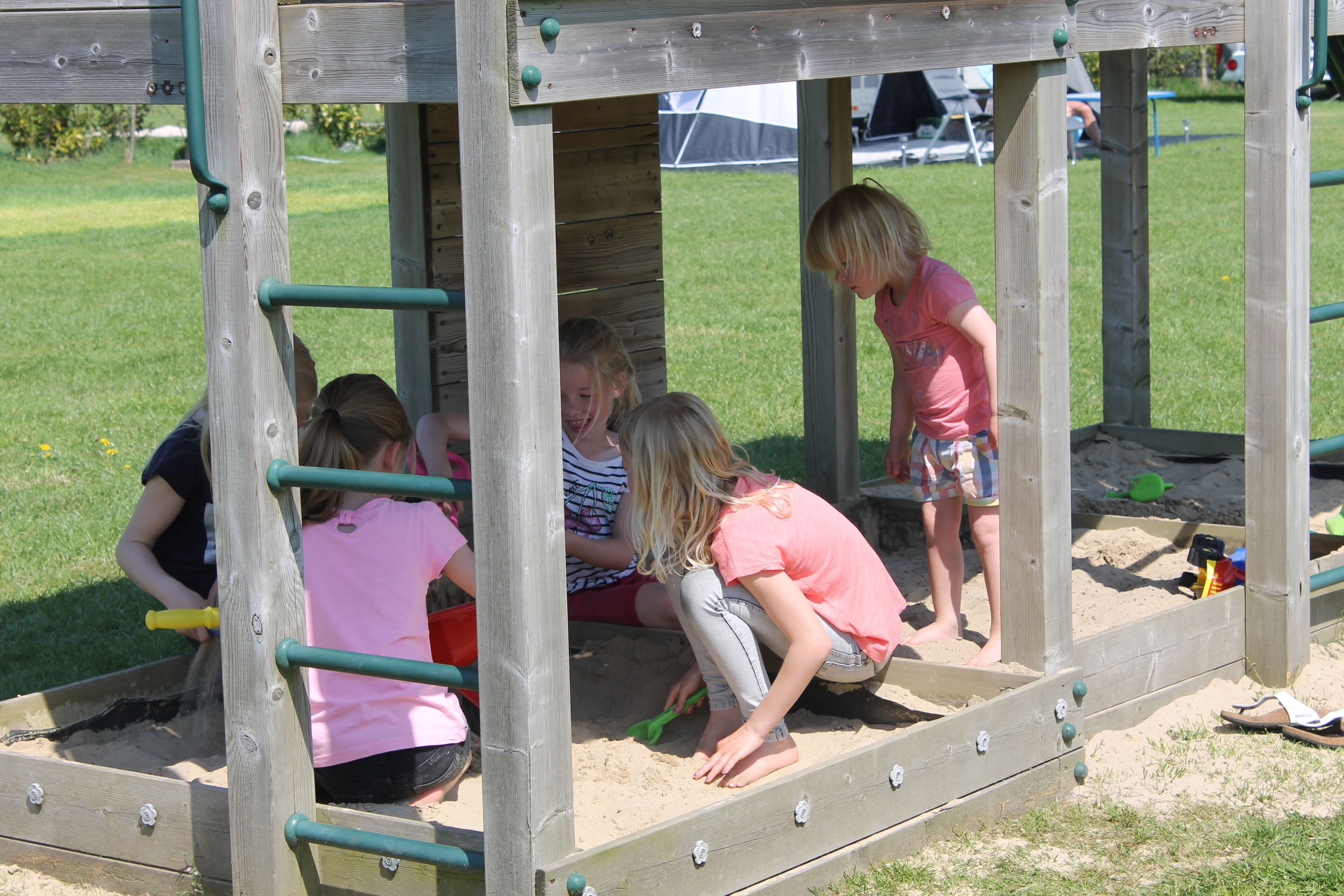 Children’s play area – outdoor