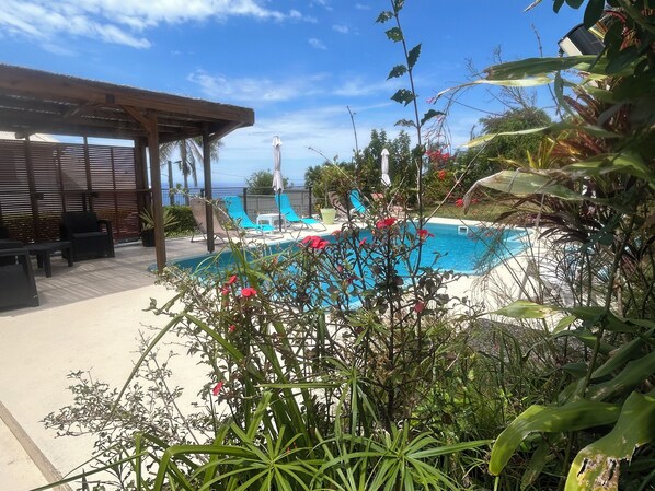 Piscine extérieure, piscine chauffée