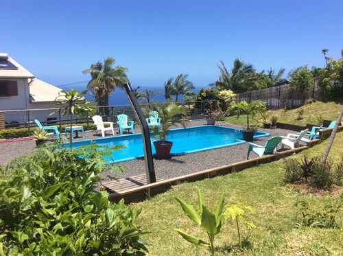 La case curcuma avec piscine chauffée