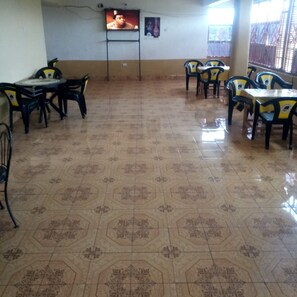Bar (on property) - Mingi Mingi Guest House (Bahati)