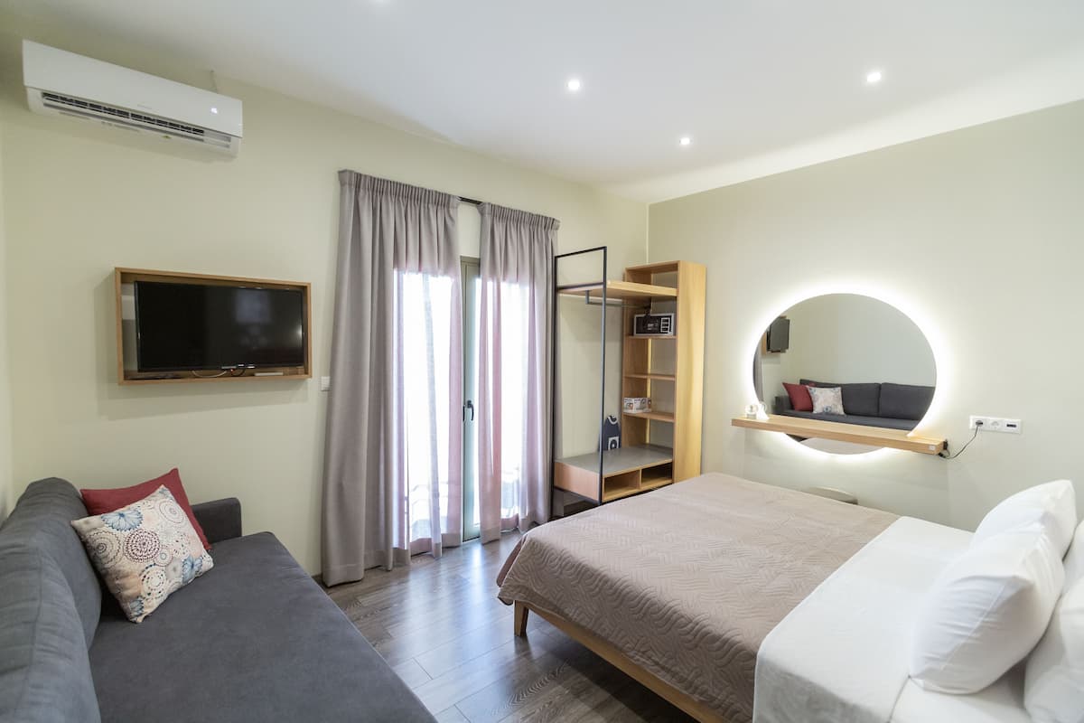 Superior Double Room, Sea View (G6)