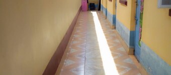 Ebony Park Lounge