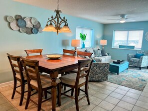 Interior - Blue Water Keyes-Oceanfront- Updated 2/2 -Multiple Pools-Lazy River-Family Fun (North Myrtle Beach)