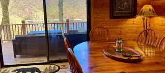 Wow! Lake Nantahala Smoky Mountain Cabin with Boat Dock, Hot Tub & Firepit!