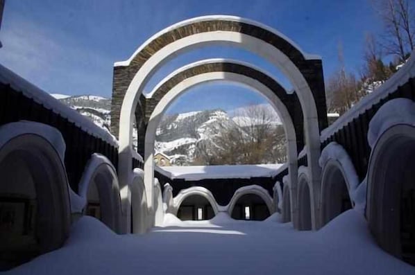 Enceinte de lâhĂ©bergement