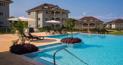 Imperial Topaz @ Richmond Estate