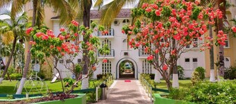Sunburst Studio Suite @ Sandcastles Resort