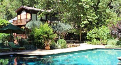Charming House With Private Pool in Beautiful Location, Sonoma House 1008