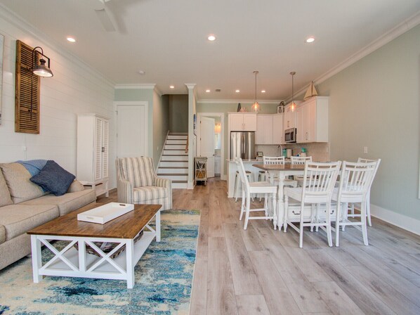 Smart TV - Spacious New Construction Cottage (Gulf Shores)